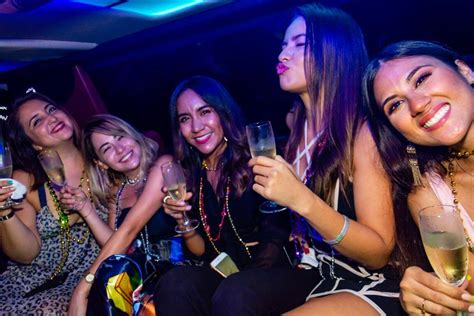 best bars in cabo mexico|cabo nightlife older crowd.